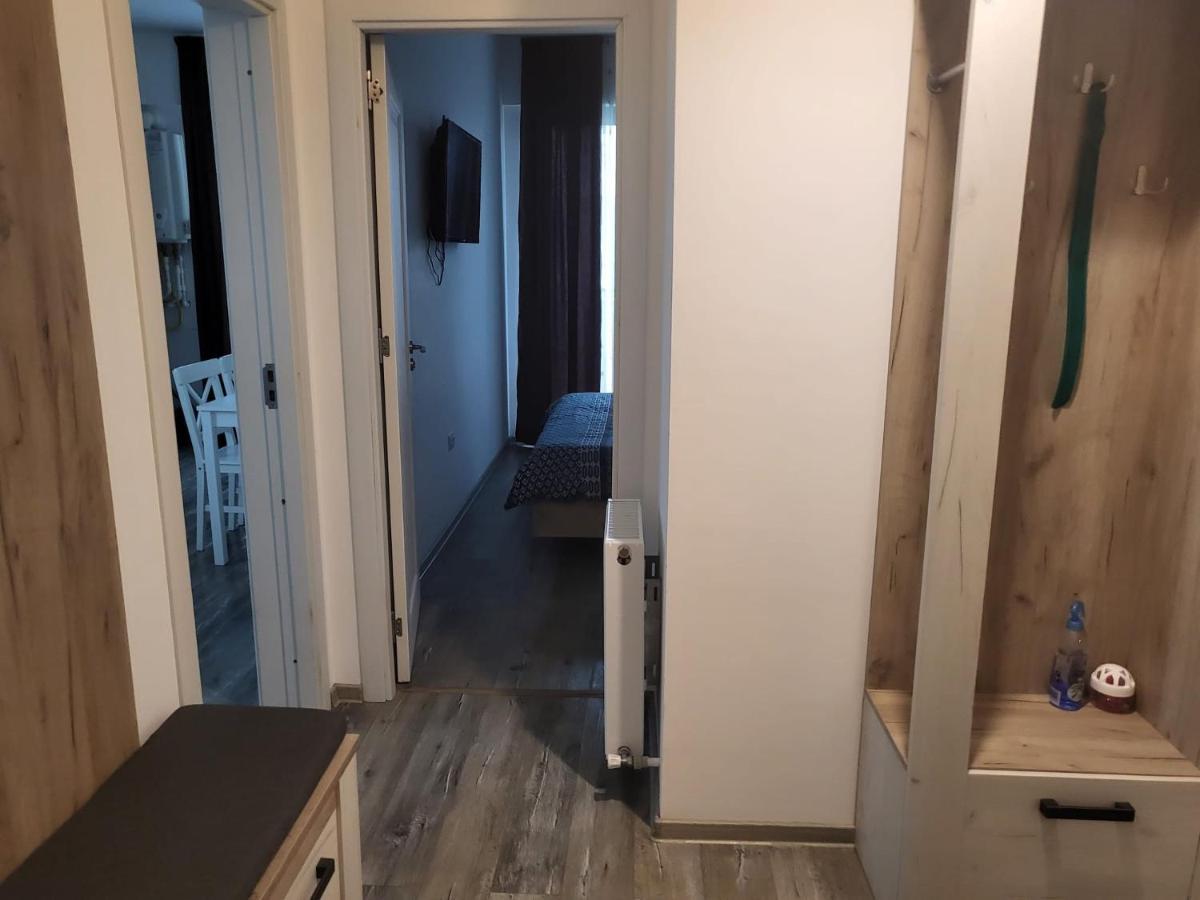 Apartament Dem Radulescu Apartment รึมนิคูวัลเจีย ภายนอก รูปภาพ
